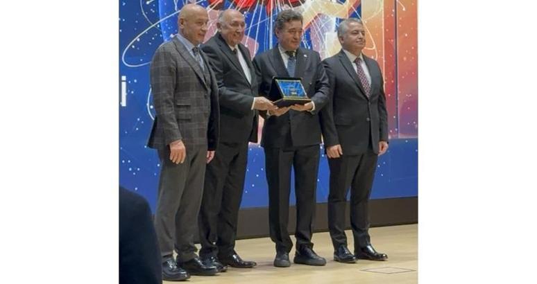 Asortie Mobilya’ya TİM’den özel plaket