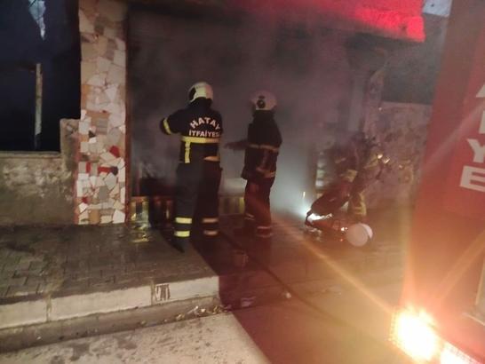 Hatay'da iş yeri yangını