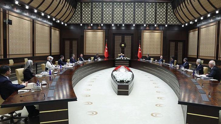 Cumhurbaşkanı Erdoğan, Cumhurbaşkanlığı Politika Kurullarının başkanvekillerini kabul etti