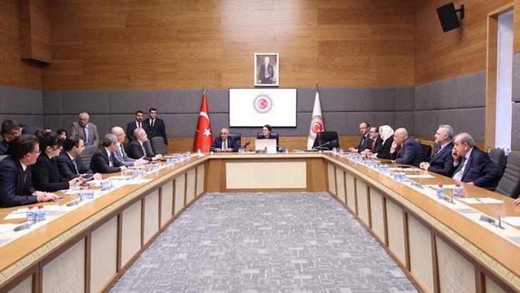 İnsan Hakları İnceleme Komisyonu'nda katip üye seçimleri yapıldı