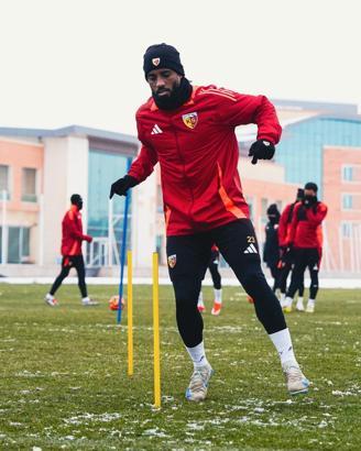 Zecorner Kayserispor'da RAMS Başakşehir FK maçı hazırlıkları devam ediyor