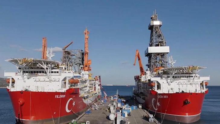 Bakan Bayraktar: Yıldırım Karadeniz’de, Çağrı Bey ise Somali denizlerinde ilk sondaj faaliyetlerini gerçekleştirecek