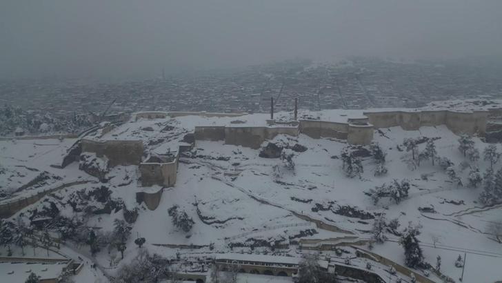 Şanlıurfa’da kar yağışı