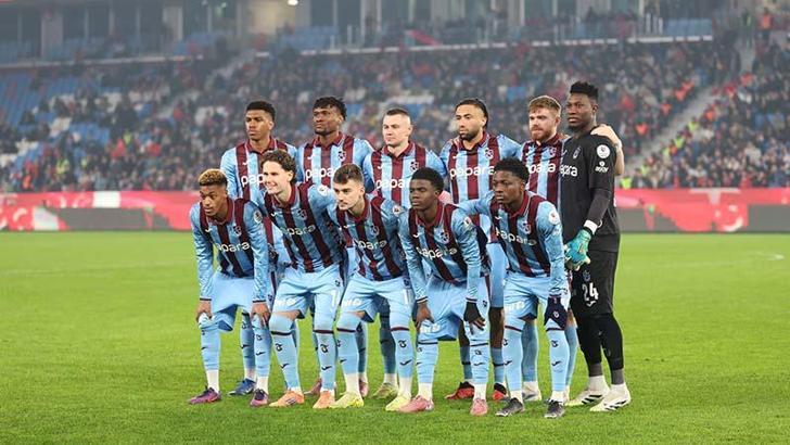 Trabzonspor zirveye kancayı taktı