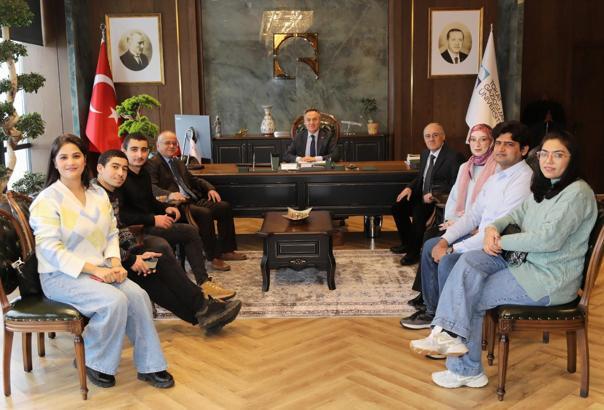 Uluslararası araştırmacılardan Rektör Yılmaz’a ziyaret