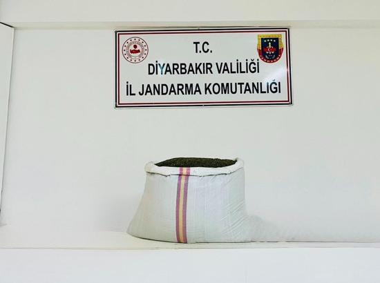 Dicle’de 2025’te narkotik ve TEM operasyonlarında 49 kilo esrar ele geçirildi