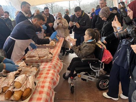 Kağıthane'de Geleneksel Balık Ekmek Festivali gerçekleştirildi