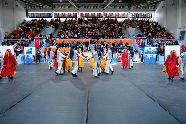 ‘Akşehir Üniversiteliler Kış Şenliği’ başladı