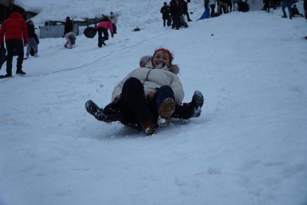 Ayder Kardan Adam Kış Festivali'nde ikinci gün heyecanı