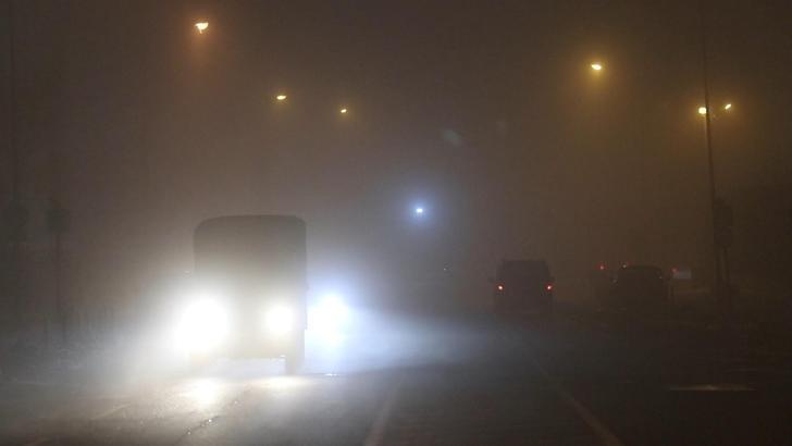 Diyarbakır’da yoğun sis; görüş mesafesi 10 metreye düştü, uçuşlar iptal edildi