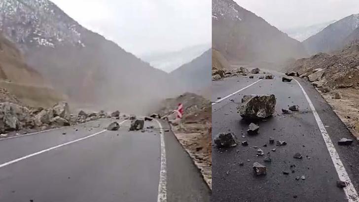 Artvin-Şavşat kara yolunda heyelan