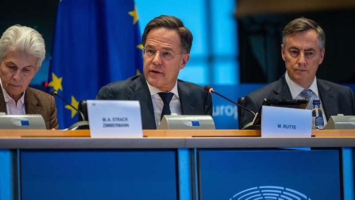 Rutte: Avrupa, Ukrayna’ya gerekli miktarda silah sağlayacak durumda değil