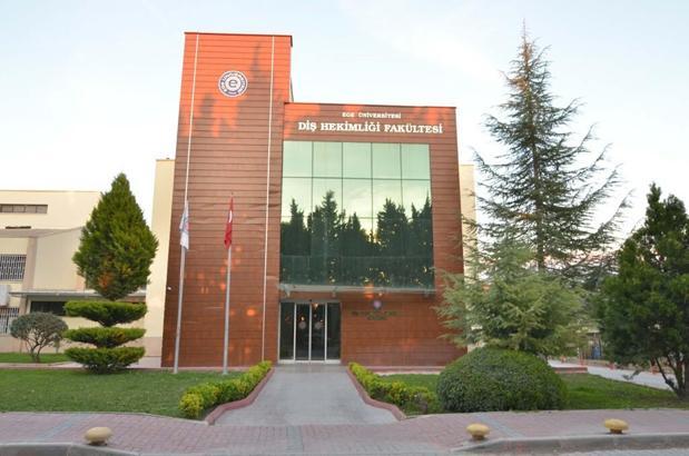 Ege Üniversitesi Diş Hekimliği Fakültesinde yapay zeka dönemi