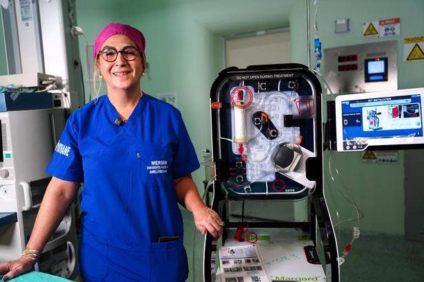 ‘Yeni Nesil Hücre Kan Kurtarma Cihazı’, MEÜ’de kullanılmaya başlandı