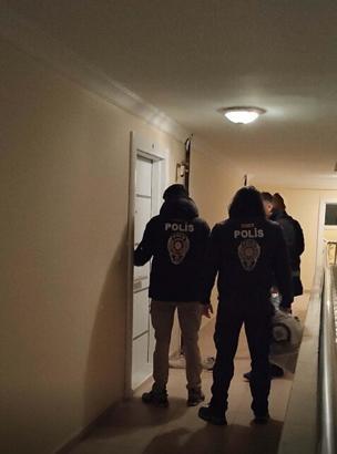 Aydın merkezli 3 ilde yasa dışı bahis operasyonu: 4 gözaltı