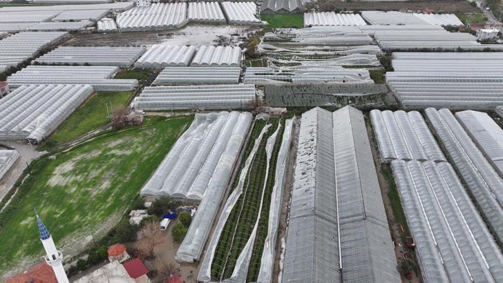 Seydikemer’de hortum, fırtına ve dolu seraları vurdu: 100 dönüm zarar