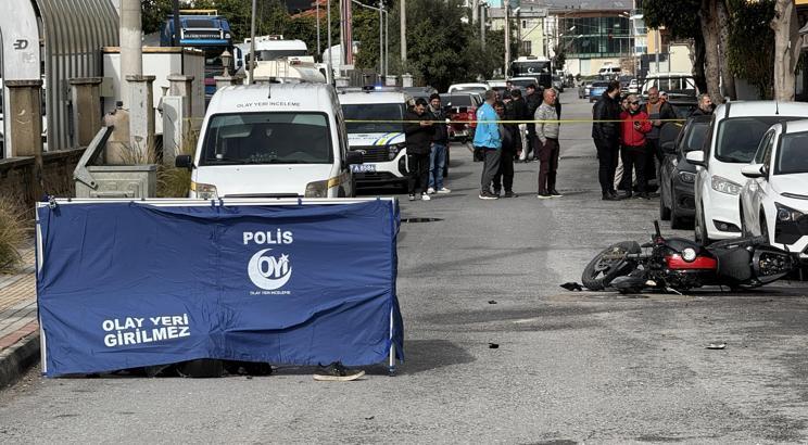 Hafif ticari araçla çarpışan motosiklet sürücüsü öldü