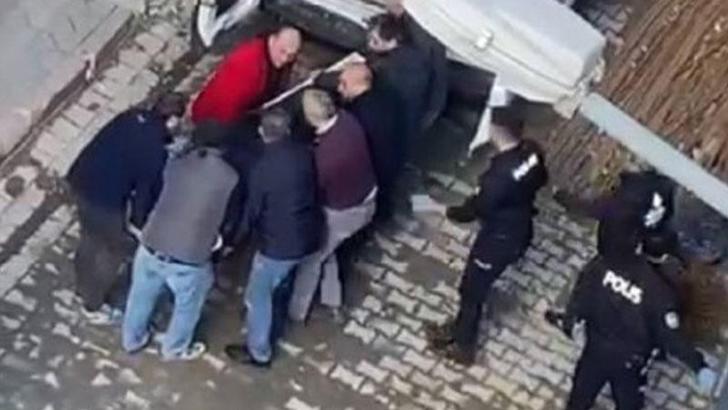 Sultangazi'de inşaattan düşen işçi öldü