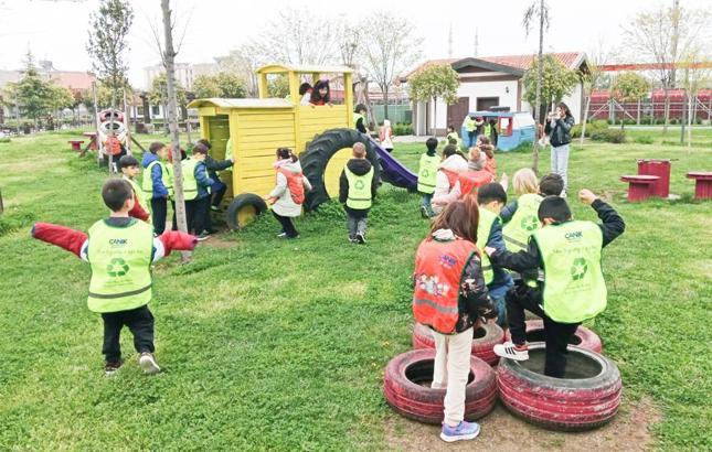 Başkan Sandıkçı: Gençlerimize doğa ve çevre bilinci kazandırmaya devam ediyoruz