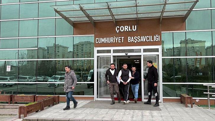 Tartıştığı komşusunu 7 yerinden bıçakladı