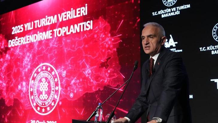 Bakan Ersoy: 2025 yılını 65.2 milyar dolar turizm geliriyle kapatmış olduk