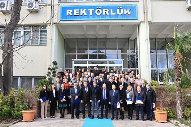 BUÜ, ‘Başarılı Akademisyenlerin Rektörle Buluşması’ etkinliğinin 12’ncisini gerçekleştirdi