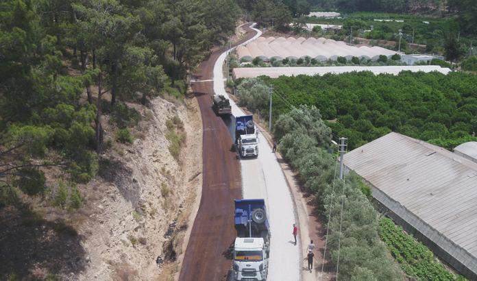 Büyükşehir'den kırsal mahalle yollarına 759,5 milyar TL'lik yatırım