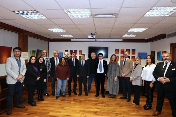 Gazeteciler, Londra'da buluştu