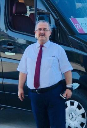 Emekli polis memuru kazada hayatını kaybetti; o anlar kamerada