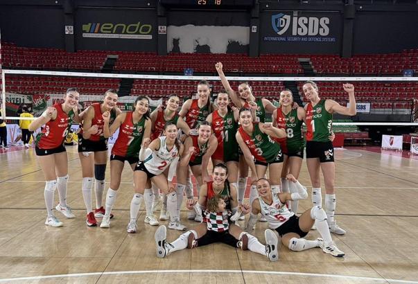 Karşıyaka filede Fenerbahçe'ye konuk