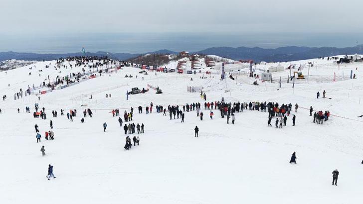 Yaylada Dünya Kar Motosikleti Şampiyonası heyecanı