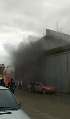 Elazığ’da oto tamircide çıkan yangın söndürüldü