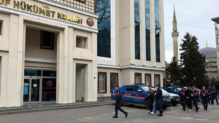 Trabzon’da uyuşturucu operasyonu; 11 gözaltı