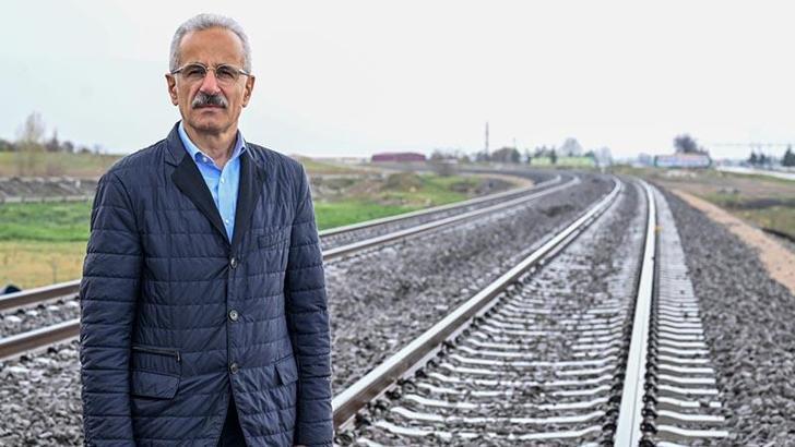 Bakan Uraloğlu: Başkentray banliyö hattını 12 kilometre uzatıyoruz
