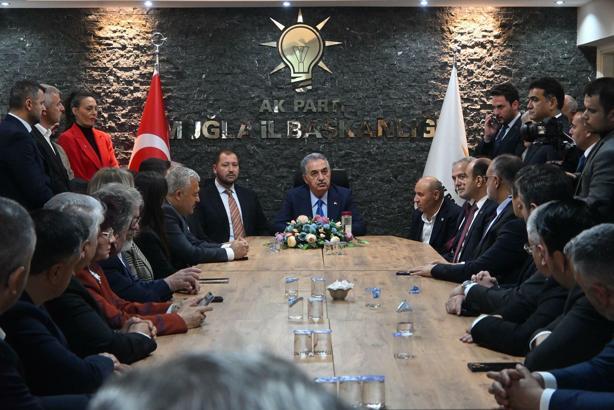 AK Parti'li Yazıcı: Türkiye yeni anayasa yapmalı