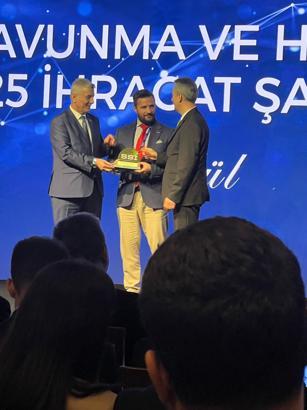 SYS Grup’a ‘Silah Sistemleri ve Mühimmat Ürün Grubu’ kategorisinde ikincilik ödülü