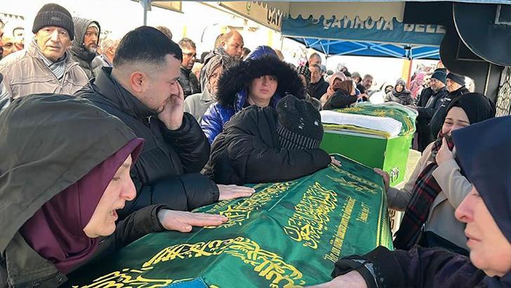 Burdur'daki kazada ölen aynı aileden 4 kişi toprağa verildi