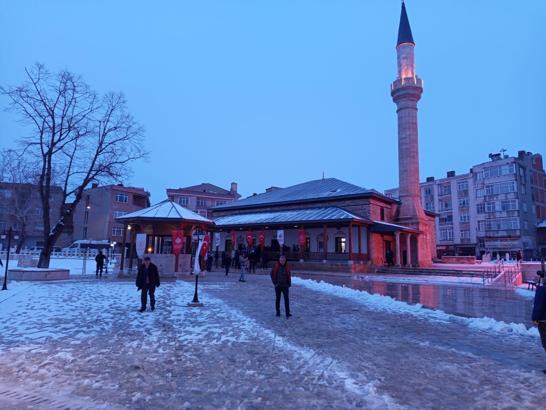 Edirne’de 5 asırlık Muradiye Camisi, Berat Kandili'nde yeniden ibadete açıldı