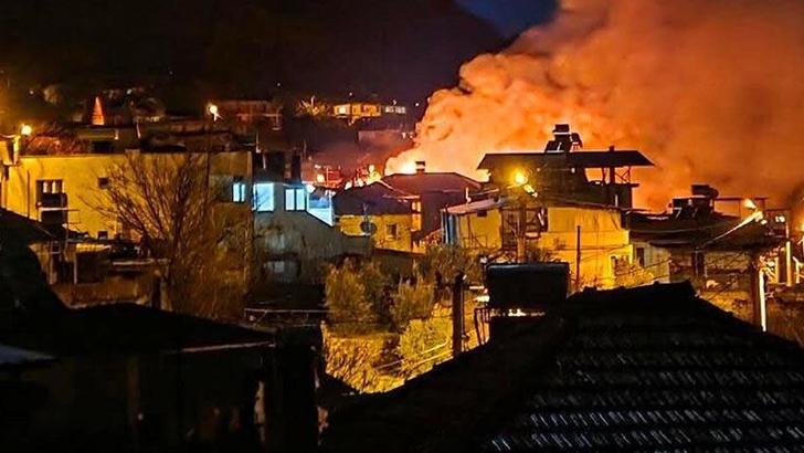 Yalnız yaşadığı evde çıkan yangında öldü