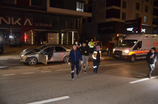 İki otomobilin çarpıştığı kazada sürücülerden biri 2,50 promil alkollü çıktı: 6 yaralı