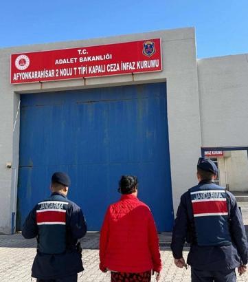 Hırsızlık hükümlüsü yakalandı