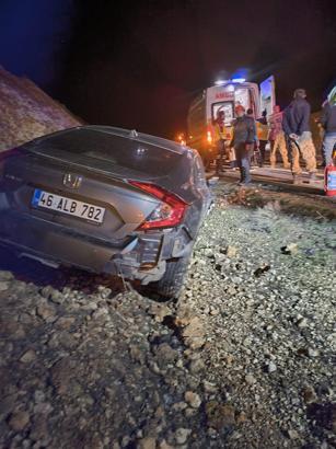 Mardin'de şarampole devrilen otomobilin sürücü yaralandı