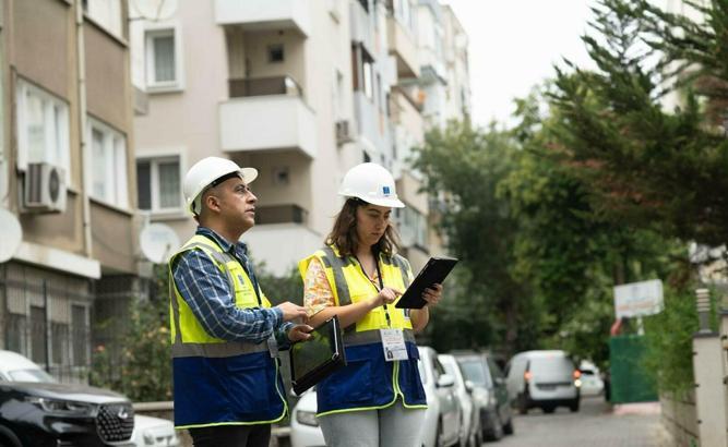 İzmir'in Deprem Master Planı çıkarılıyor