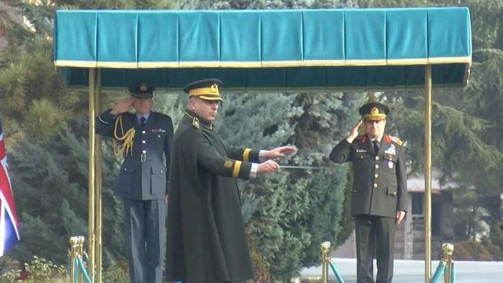 Genelkurmay Başkanı Bayraktaroğlu, Birleşik Krallık Genelkurmay Başkanı ile görüştü