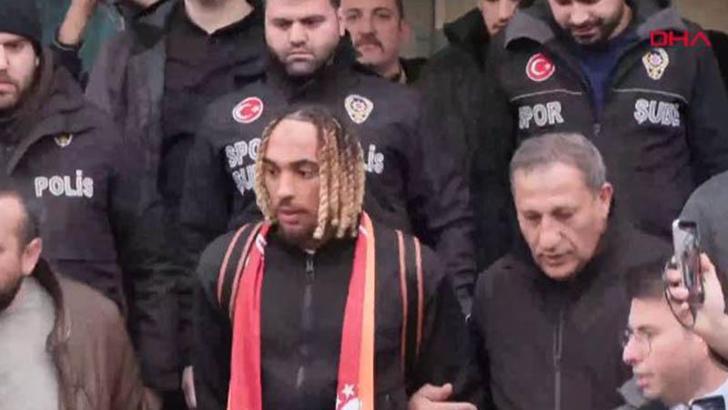 Sacha Boey Galatasaray için tekrar İstanbul'da