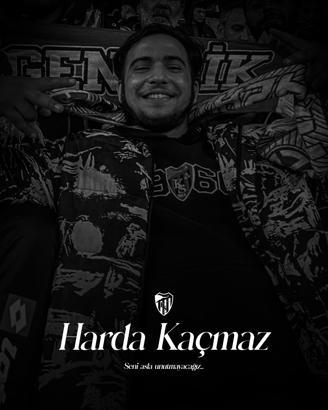 Kocaelispor-Beşiktaş maçında tribünden düşen taraftar öldü