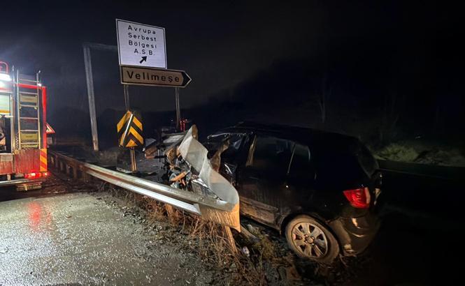 Otomobil bariyere çarptı, sürücü yara almadan kurtuldu