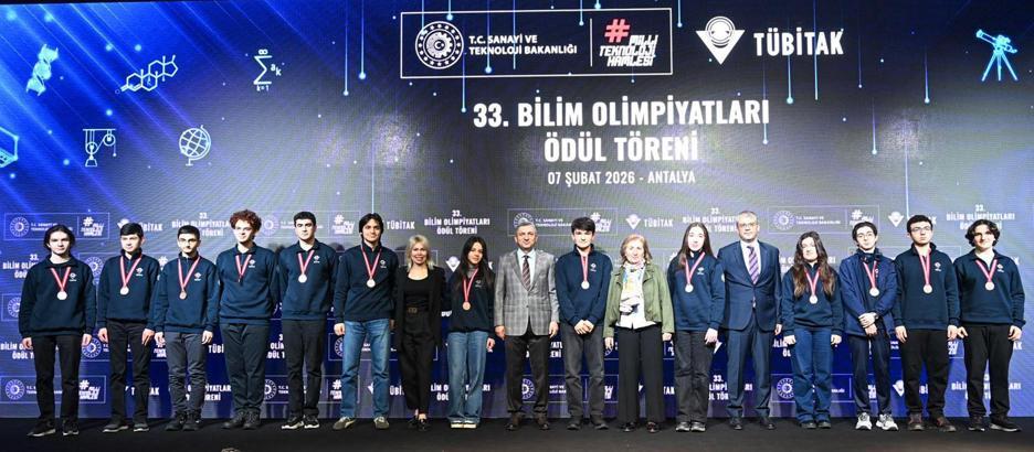 Bilimin genç yıldızları Antalya’da ödüllendirildi