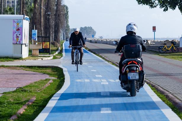 Mersin sahili 20 kamera ile anlık olarak izleniyor
