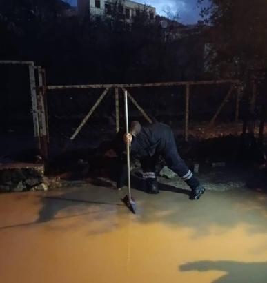 Yayladağı’nda selin izleri siliniyor